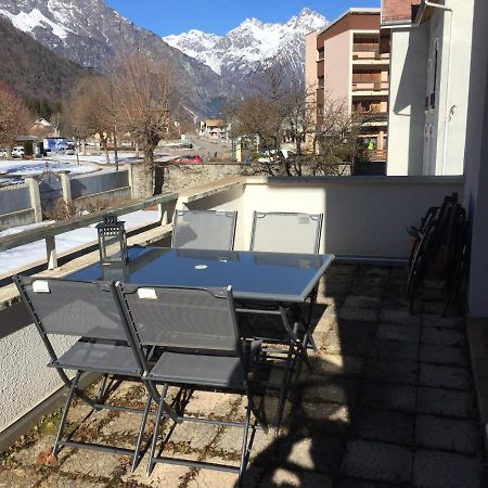 Superbe Appartement A Bourg D'Oisans Avec Terrasse Sud Le Bourg-dʼOisans Екстериор снимка