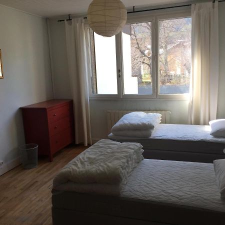 Superbe Appartement A Bourg D'Oisans Avec Terrasse Sud Le Bourg-dʼOisans Екстериор снимка
