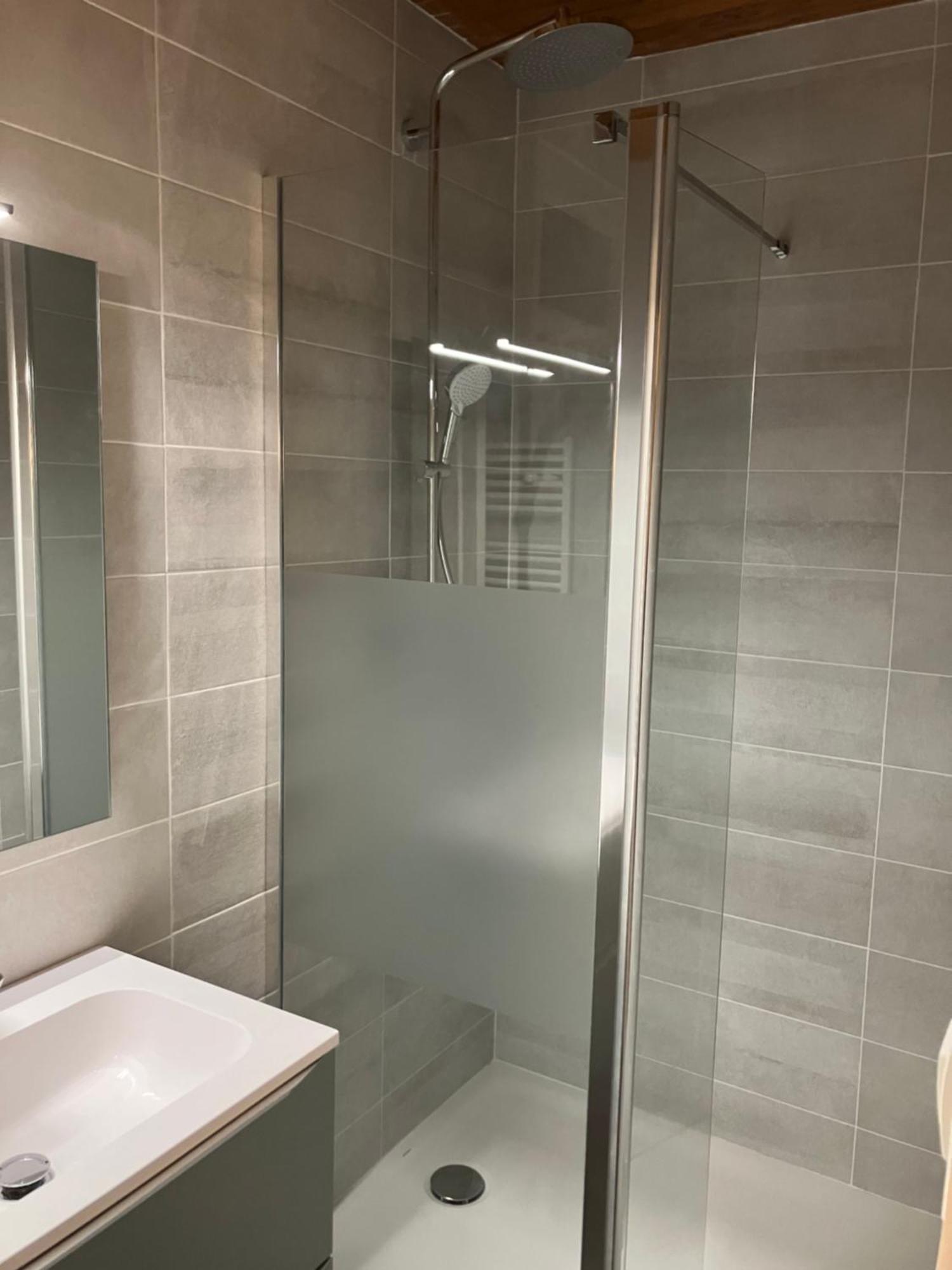 Superbe Appartement A Bourg D'Oisans Avec Terrasse Sud Le Bourg-dʼOisans Екстериор снимка
